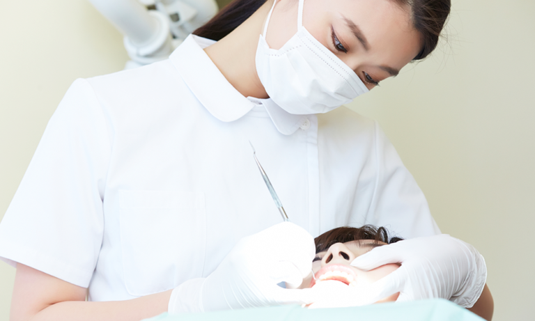 歯科衛生士の給料は女性でも安心？年収・ライフステージ別に徹底解説
