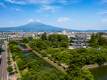弘前市の街並み